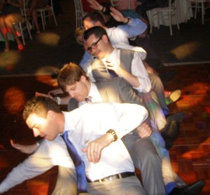 Wedding-DJ-Tunbridge-Wells-Dancers-04-Image