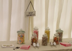 Wedding-DJ-Tunbridge-Wells-Sweetie-Table-Image