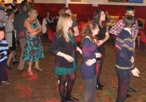 mobile-disco-ramsgate-121117-dancers-04