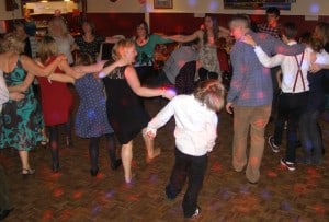 mobile-disco-ramsgate-121117-dancers-15