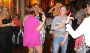 mobile disco london dancers 10