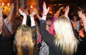 mobile disco london dancers 21