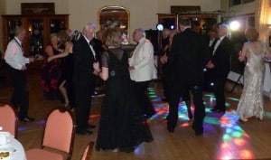 Mobile Disco Sevenoaks Wildernesse Golf Club Room Dancers 01